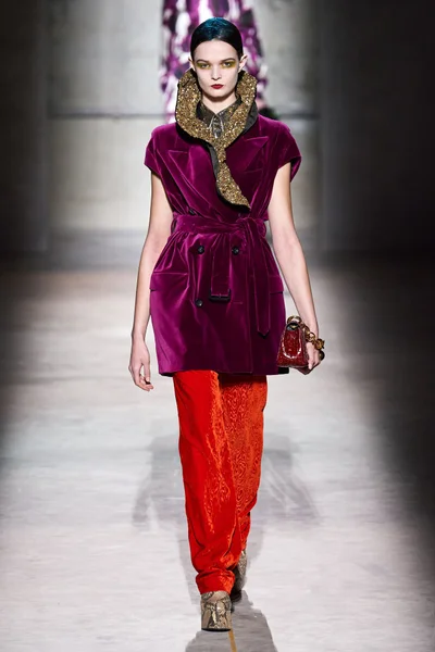 Look 31